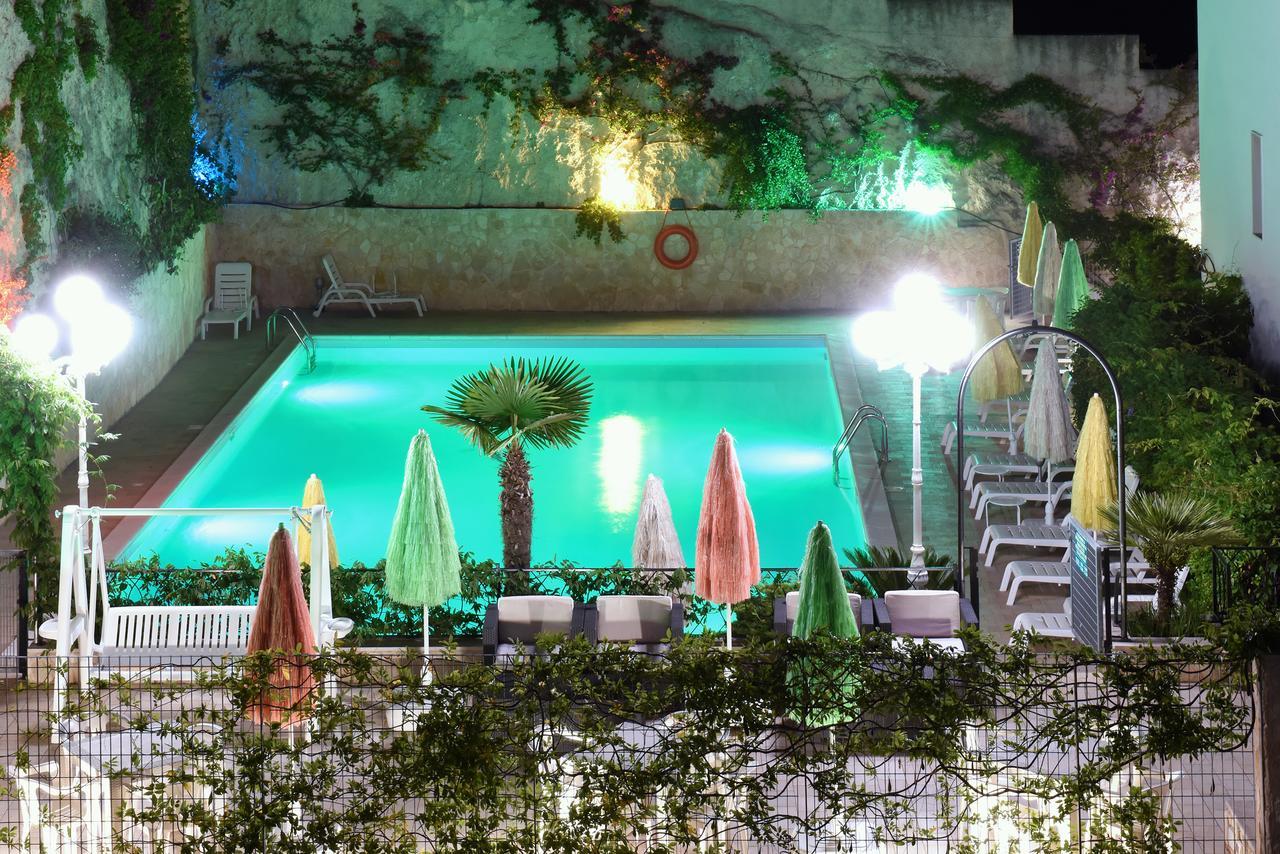 פסקיצ'י Hotel Timiama מראה חיצוני תמונה